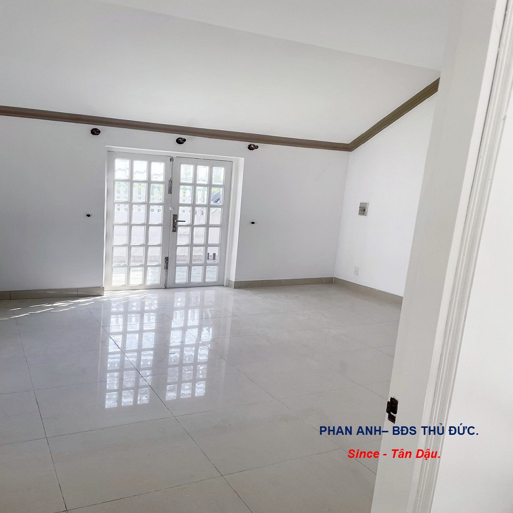 🔥 Bán Nhà Mặt Phố Liền Kề Lê Văn Thịnh , Quận 2_ Đường ô tô thông _ 3 tầng 4 pn _ Vừa ở vừa kd. - Ảnh 2